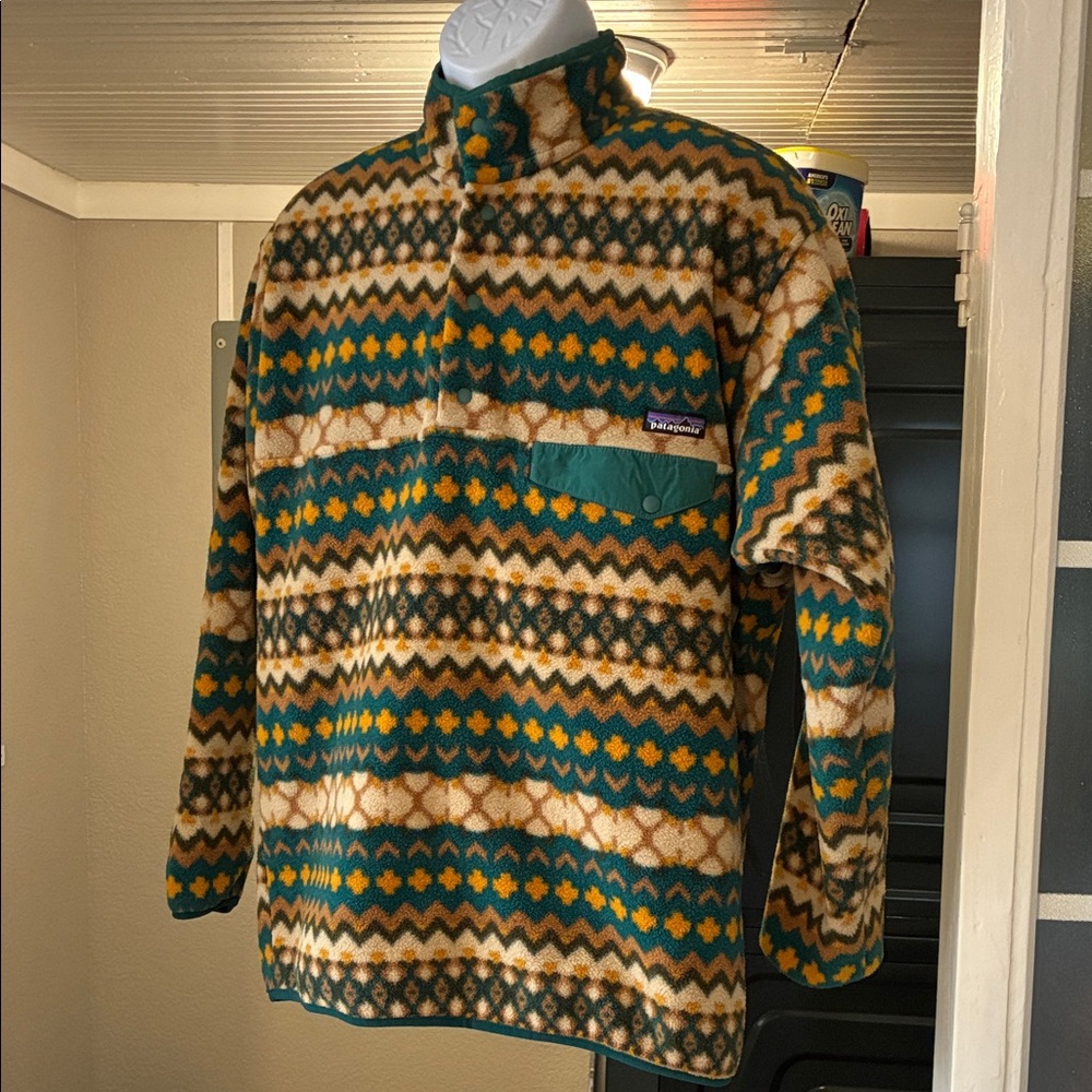Patagonia Green and Yellow Patterned Fleece Pullover